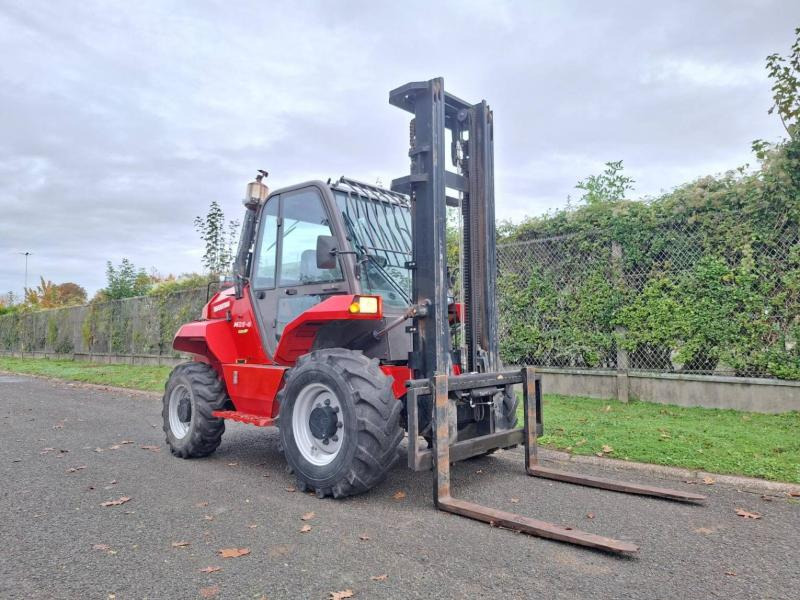 Manitou M26-4 T3B - Empilhador todo-o-terreno: foto 2 Manitou M26-4 T3B - Empilhador todo-o-terreno: foto 2