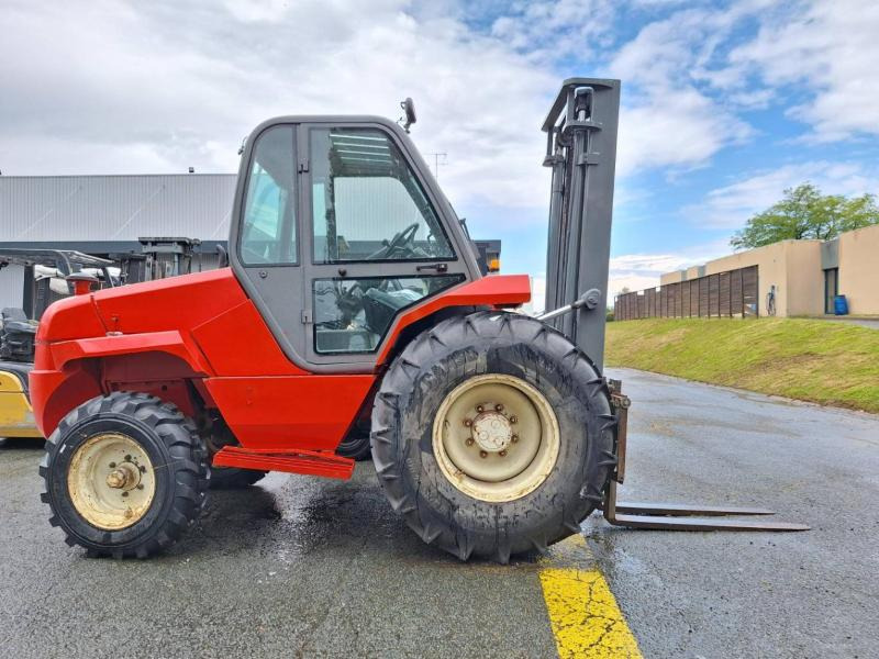Manitou M30.2 - Empilhador todo-o-terreno: foto 2 Manitou M30.2 - Empilhador todo-o-terreno: foto 2