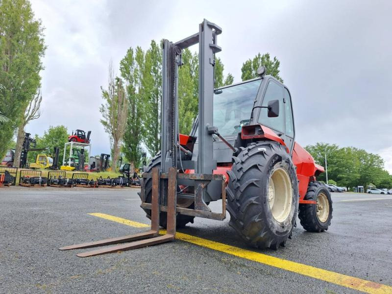 Manitou M30.2 - Empilhador todo-o-terreno: foto 4 Manitou M30.2 - Empilhador todo-o-terreno: foto 4
