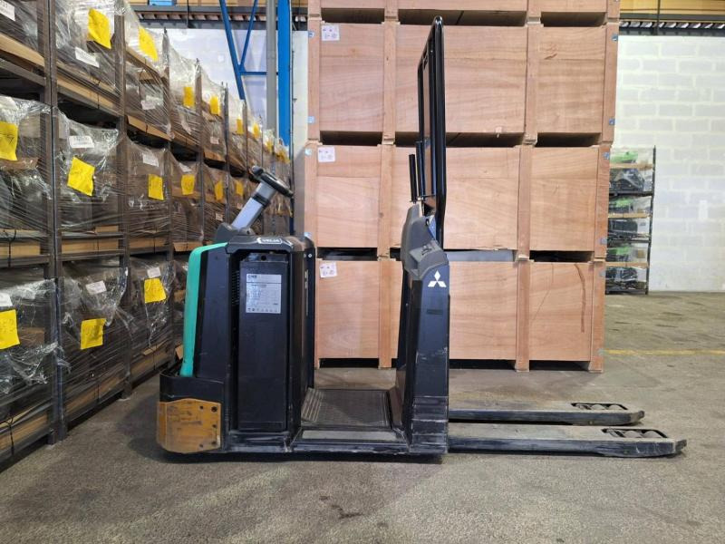 Mitsubishi OPB20N2 - Order-picker: foto 1 Mitsubishi OPB20N2 - Order-picker: foto 1