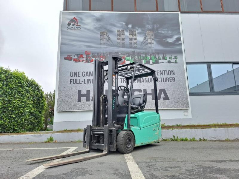 Yale ERP16VT - Empilhador elétrico: foto 1 Yale ERP16VT - Empilhador elétrico: foto 1