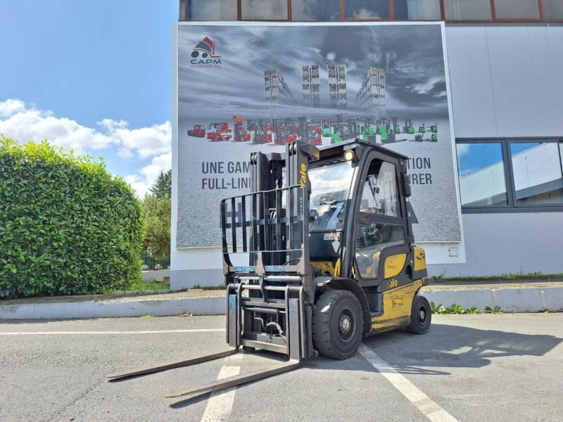Yale GDP25VX - Empilhador a diesel: foto 1 Yale GDP25VX - Empilhador a diesel: foto 1