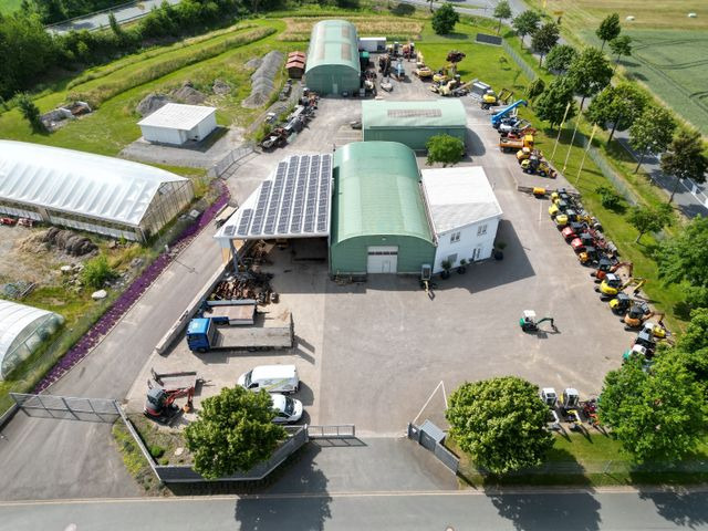 Unimog 406, EZ 73, Kipper, Seilwinde, Zapfwelle vorne - Camião basculante: foto 4 Unimog 406, EZ 73, Kipper, Seilwinde, Zapfwelle vorne - Camião basculante: foto 4