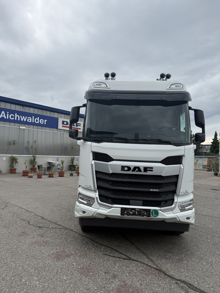 DAF XF FAT XF 530 - Camião de transporte de madeira, Camião grua: foto 2 DAF XF FAT XF 530 - Camião de transporte de madeira, Camião grua: foto 2