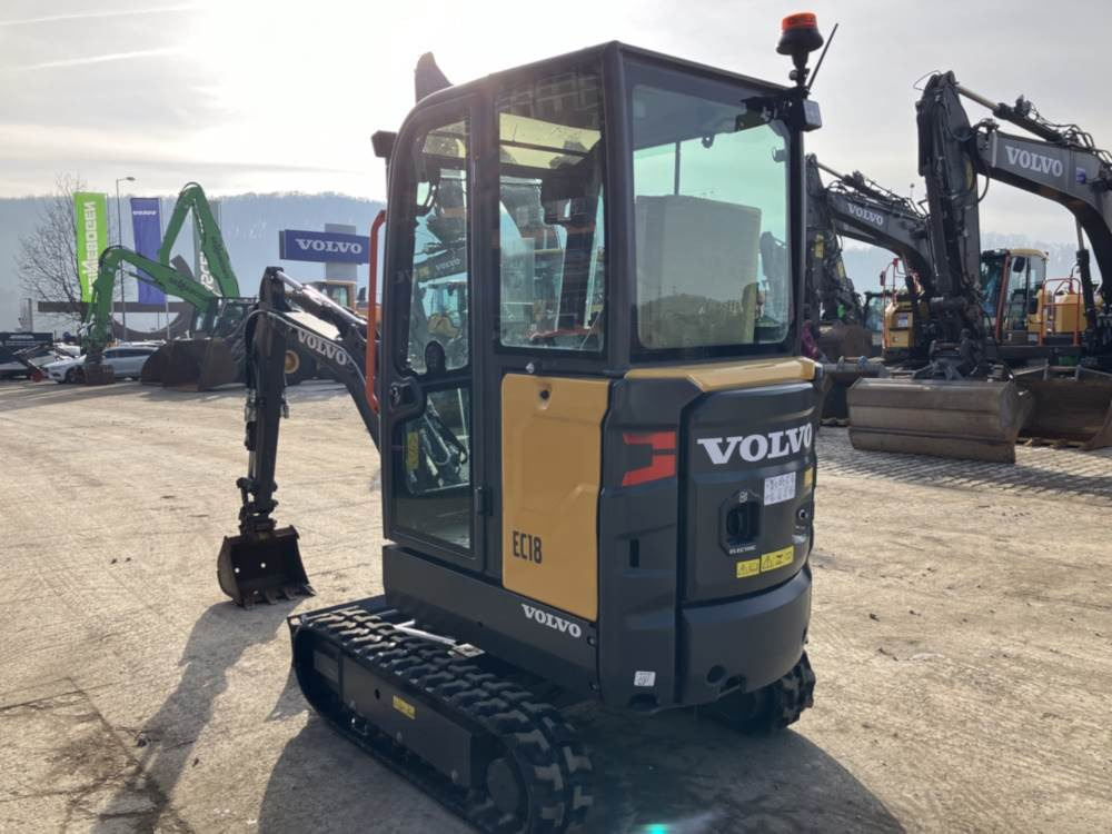 Volvo EC18E Electric - Mini escavadeira: foto 3 Volvo EC18E Electric - Mini escavadeira: foto 3