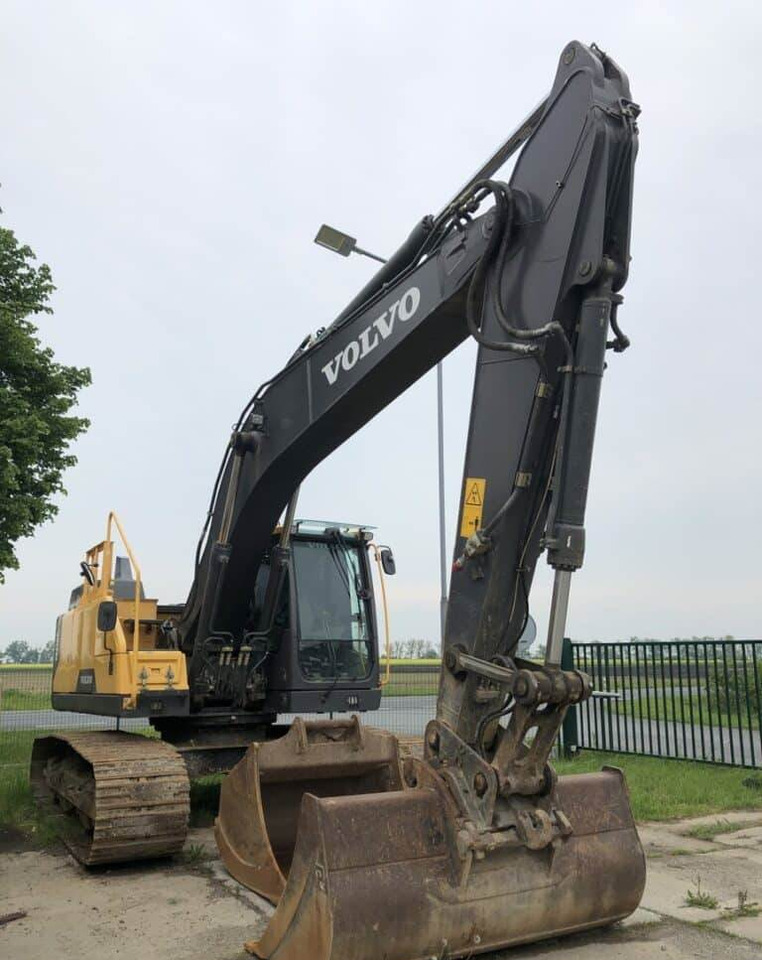 Volvo EC220EL - Escavadora de rastos: foto 4 Volvo EC220EL - Escavadora de rastos: foto 4