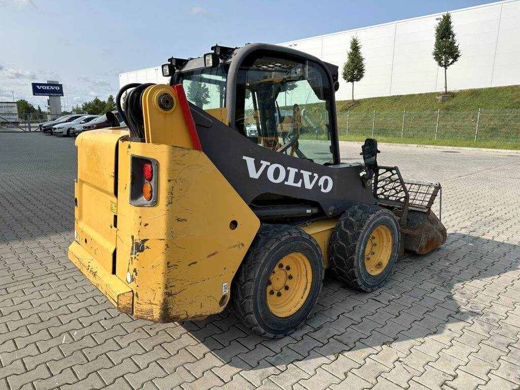 Volvo MC70C - Mini pá carregadora: foto 2 Volvo MC70C - Mini pá carregadora: foto 2
