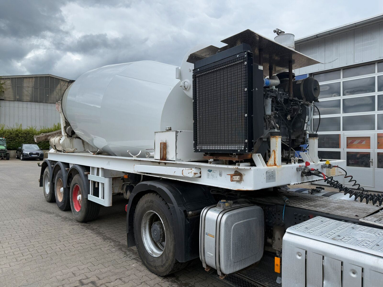 Turbo´s Hoet Betonmisch Auflieger Motor aus 2019 - Camião: foto 1 Turbo´s Hoet Betonmisch Auflieger Motor aus 2019 - Camião: foto 1