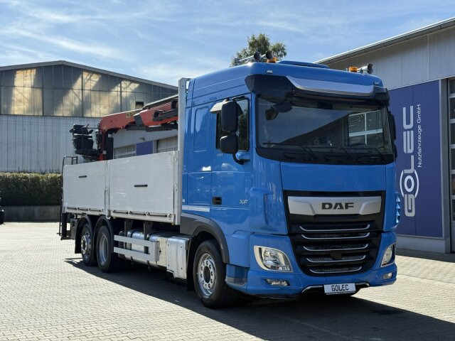 DAF XF 480 Pritsche Kran Plafinger 21000L - Camião de caixa aberta/ Plataforma, Camião grua: foto 1 DAF XF 480 Pritsche Kran Plafinger 21000L - Camião de caixa aberta/ Plataforma, Camião grua: foto 1