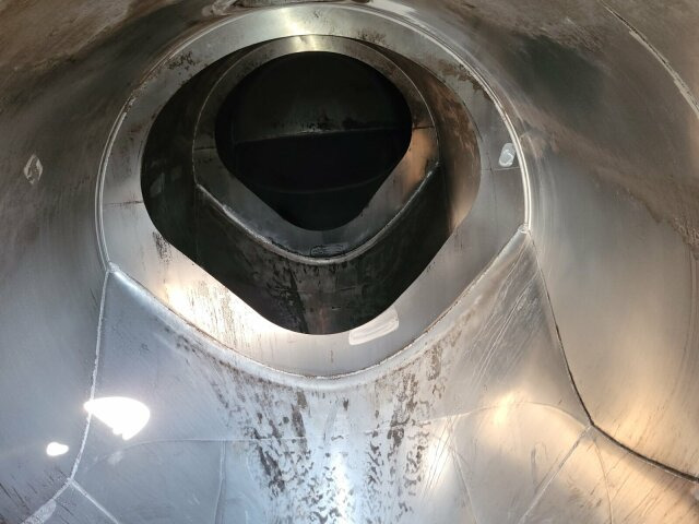 Feldbinder EUT 56.3 Silo 56.000 L 3 Achse - Semi-reboque silo: foto 4 Feldbinder EUT 56.3 Silo 56.000 L 3 Achse - Semi-reboque silo: foto 4