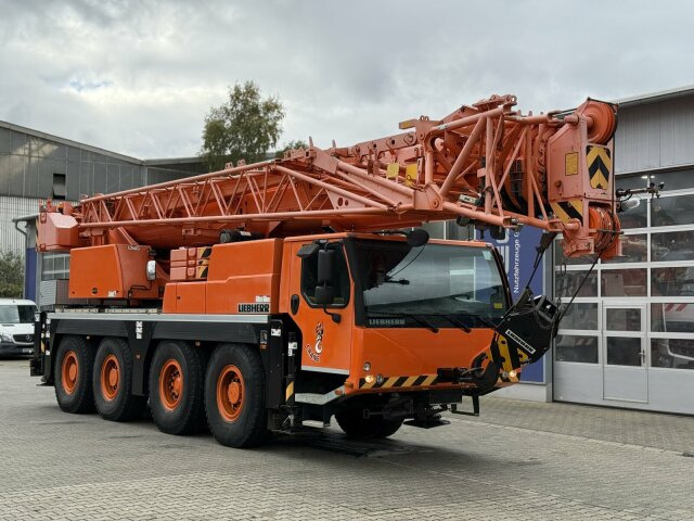 Liebherr LTM 1070-4.2 Autokran mit Spitze *TOP Zustand - Grua todo o terreno: foto 1 Liebherr LTM 1070-4.2 Autokran mit Spitze *TOP Zustand - Grua todo o terreno: foto 1