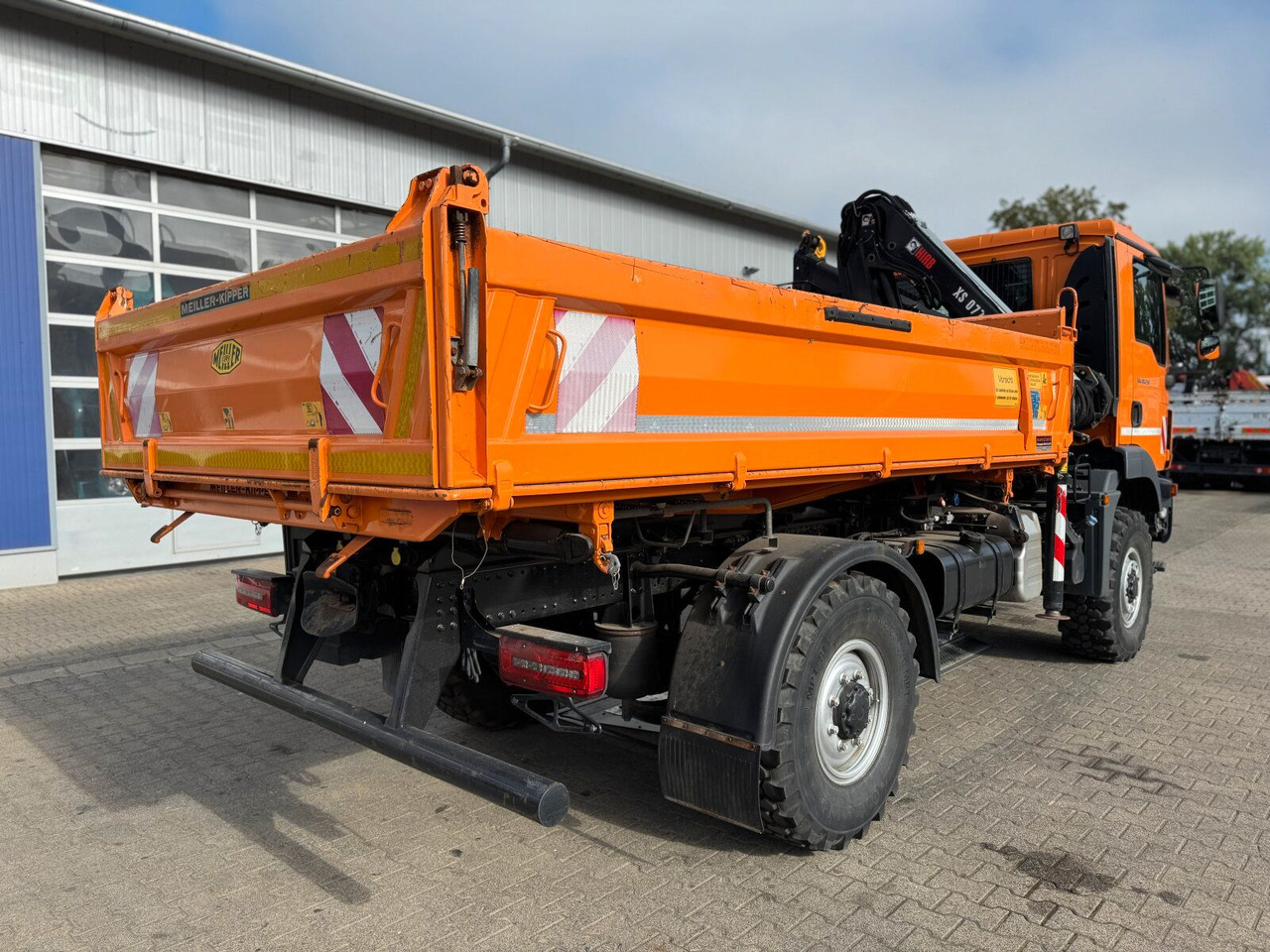 MAN TGM 13.250 4x4 Kipper Kran HIAB Winterd. - Camião basculante, Camião grua: foto 4 MAN TGM 13.250 4x4 Kipper Kran HIAB Winterd. - Camião basculante, Camião grua: foto 4