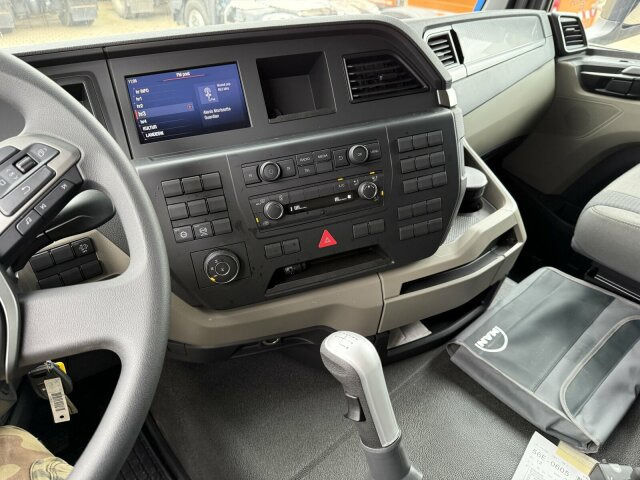 MAN TGS 26.400 6x6 Abrollkipper HIAB Optima 20S - Camião polibenne: foto 3 MAN TGS 26.400 6x6 Abrollkipper HIAB Optima 20S - Camião polibenne: foto 3