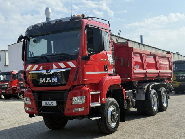 MAN TGS 26.470 6x6 Euro 6 MEILLER Kipper Bordmatic - Camião basculante: foto 1 MAN TGS 26.470 6x6 Euro 6 MEILLER Kipper Bordmatic - Camião basculante: foto 1