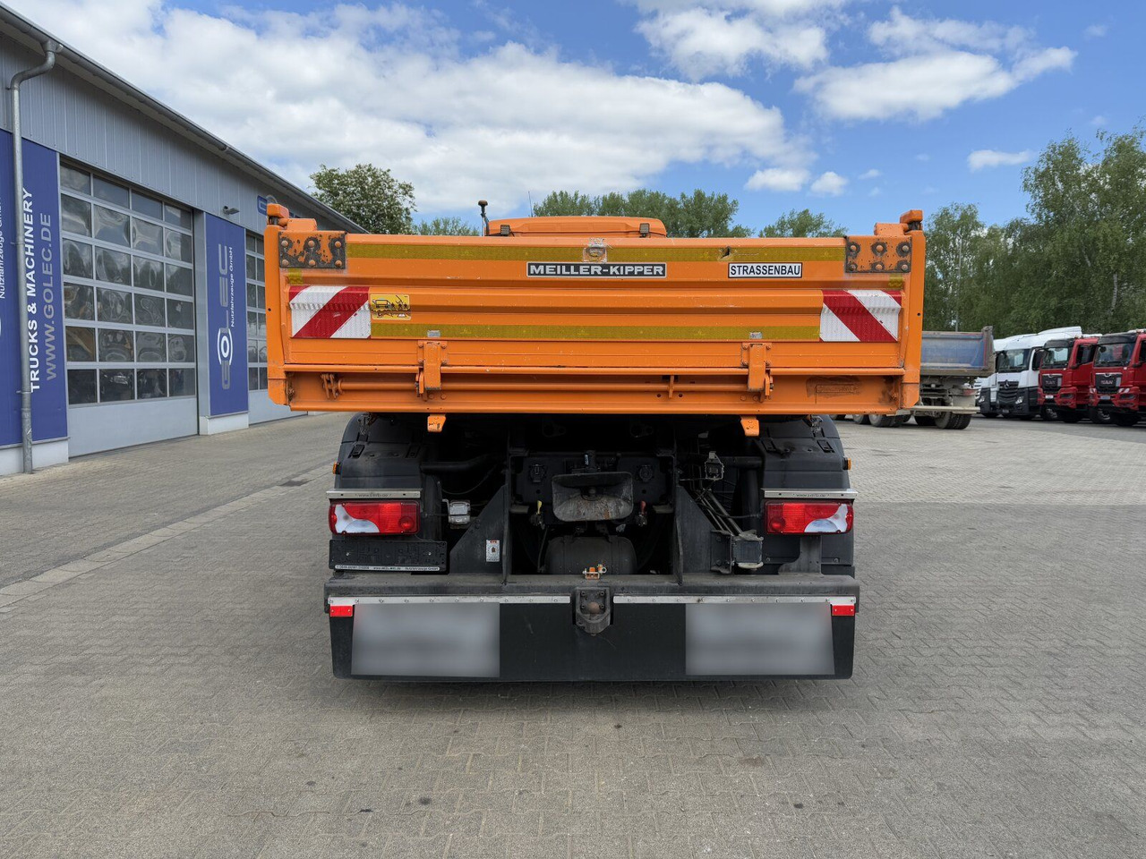 MAN TGS 28.420 6x4-4 Meiller Kipper Winterdienst - Camião basculante: foto 4 MAN TGS 28.420 6x4-4 Meiller Kipper Winterdienst - Camião basculante: foto 4