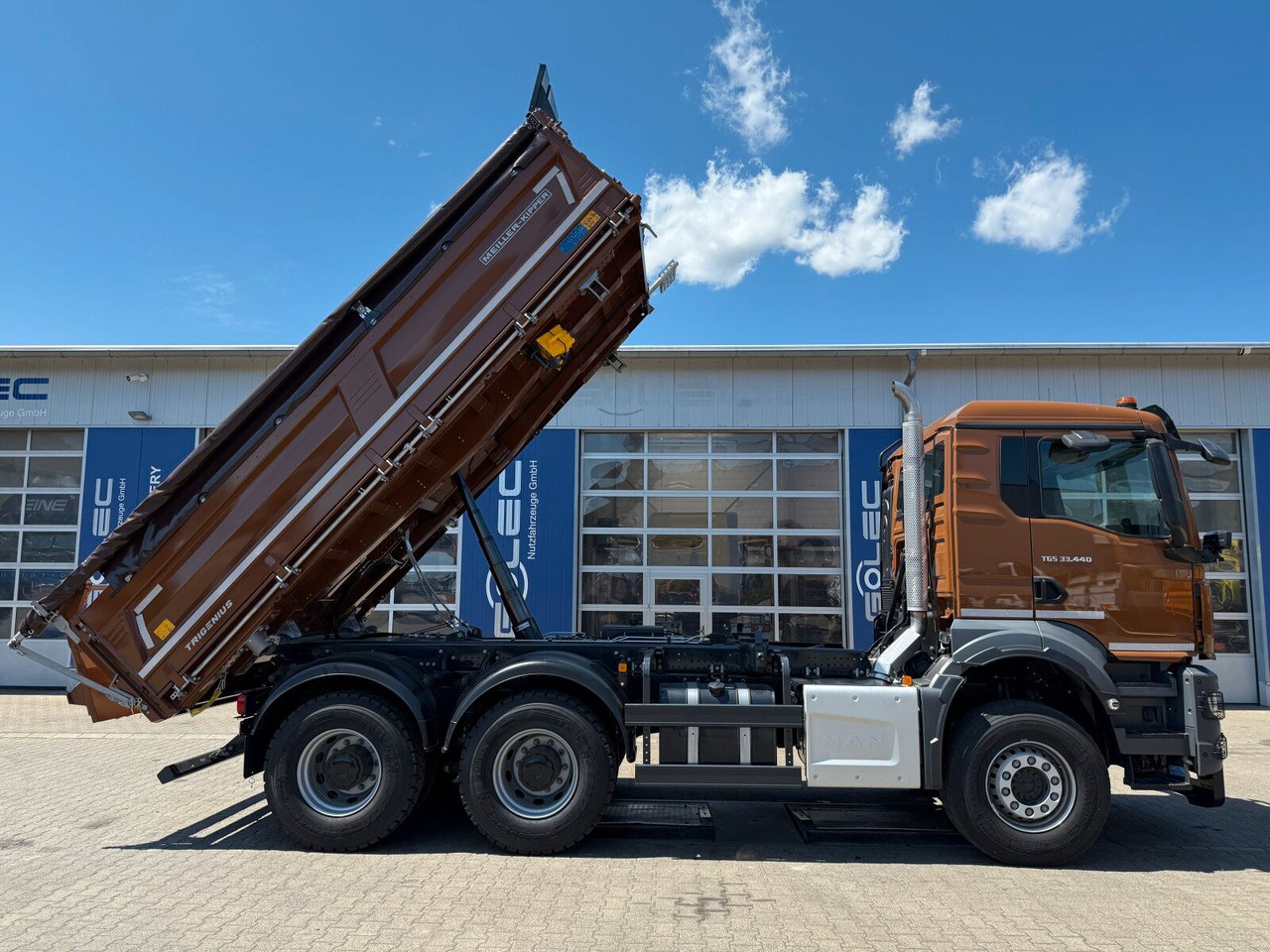 MAN TGS 33.440 6x4 Kipper MEILLER Bordmatik Frontpl. - Camião basculante: foto 4 MAN TGS 33.440 6x4 Kipper MEILLER Bordmatik Frontpl. - Camião basculante: foto 4