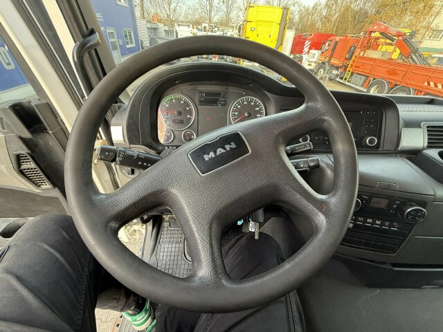 Camião basculante MAN TGS 35.440 DSK 8x4 Meiller Kipper Bordmatik: foto 7 Camião basculante MAN TGS 35.440 DSK 8x4 Meiller Kipper Bordmatik: foto 7