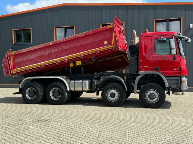 Mercedes-Benz ACTROS 4144 8x6 EURO5 Kipper mit Bordmatik - Camião basculante: foto 2 Mercedes-Benz ACTROS 4144 8x6 EURO5 Kipper mit Bordmatik - Camião basculante: foto 2