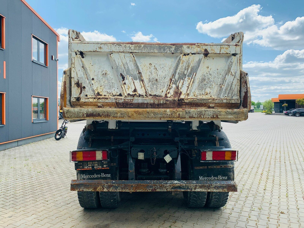 Mercedes-Benz ACTROS 4144 8x8 EURO4 DSK Meiller - Camião basculante: foto 5 Mercedes-Benz ACTROS 4144 8x8 EURO4 DSK Meiller - Camião basculante: foto 5