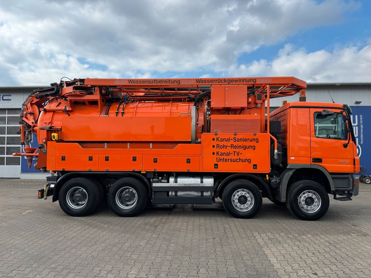 Mercedes-Benz ACTROS 4150 8x4 Kanalreiniger & Wasserrückgewinn - Caminhão limpa fossa: foto 3 Mercedes-Benz ACTROS 4150 8x4 Kanalreiniger & Wasserrückgewinn - Caminhão limpa fossa: foto 3