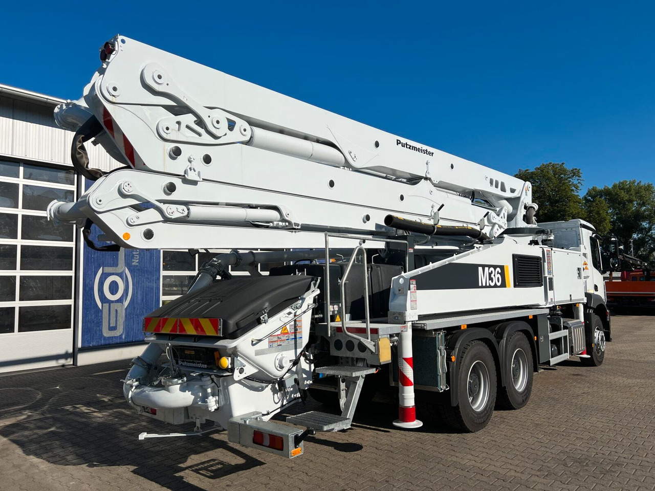 Mercedes-Benz AROCS 2640 6x4 E6 Betonpumpe Putzmeister 36-4 M - Autobomba de betão: foto 4 Mercedes-Benz AROCS 2640 6x4 E6 Betonpumpe Putzmeister 36-4 M - Autobomba de betão: foto 4