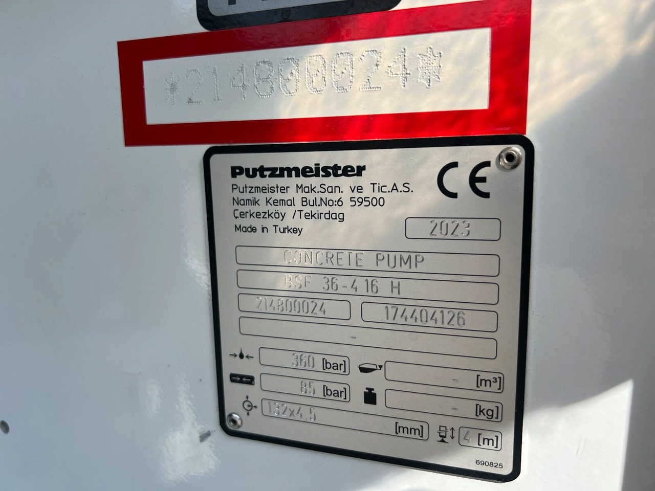 Autobomba de betão Mercedes-Benz AROCS 2640 6x4 E6 Betonpumpe Putzmeister 36-4 M: foto 24