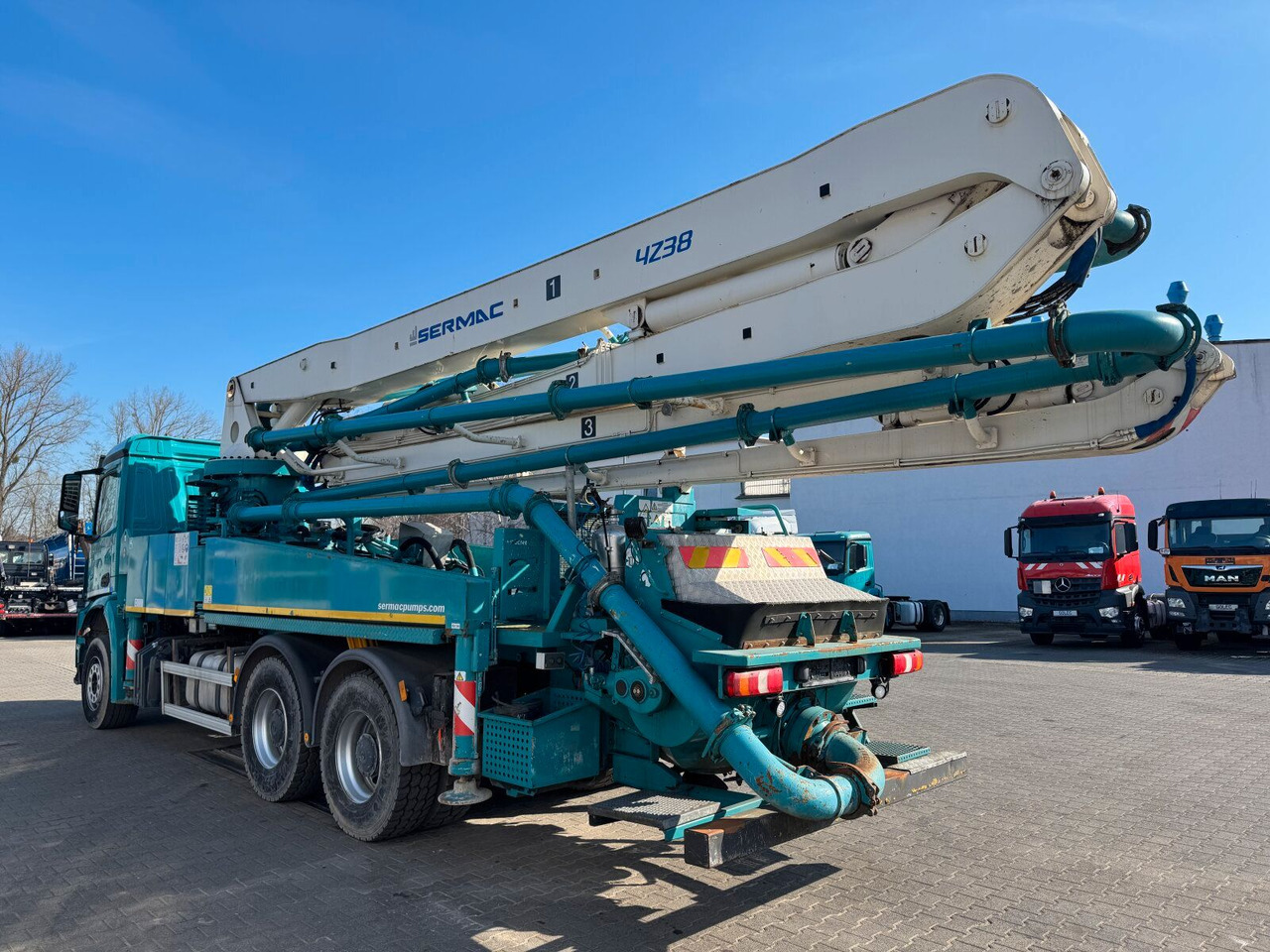 Mercedes-Benz AROCS 2836 6x4 Euro 6 Betonpumpe SERMAC 4Z38 - Autobomba de betão: foto 5 Mercedes-Benz AROCS 2836 6x4 Euro 6 Betonpumpe SERMAC 4Z38 - Autobomba de betão: foto 5