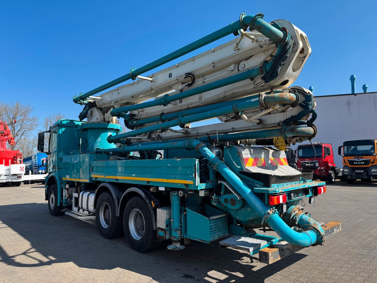 Mercedes-Benz AROCS 2844 6x4 Euro 6 Betonpumpe SERMAC 5Z33 - Autobomba de betão: foto 5 Mercedes-Benz AROCS 2844 6x4 Euro 6 Betonpumpe SERMAC 5Z33 - Autobomba de betão: foto 5