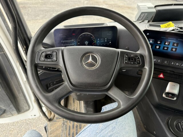 Mercedes-Benz AROCS 4145 8x8 Meiller Muldenkipper - Camião basculante: foto 2 Mercedes-Benz AROCS 4145 8x8 Meiller Muldenkipper - Camião basculante: foto 2