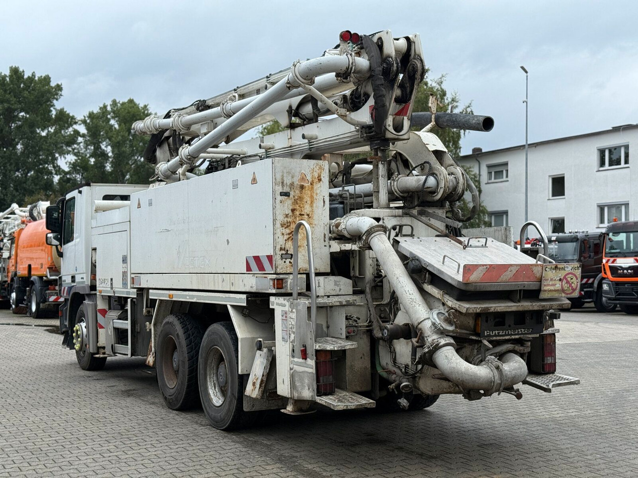 Mercedes-Benz Actros 2636 6x4 Betonpumpe Putzmeister 24-4 16H - Autobomba de betão: foto 5 Mercedes-Benz Actros 2636 6x4 Betonpumpe Putzmeister 24-4 16H - Autobomba de betão: foto 5