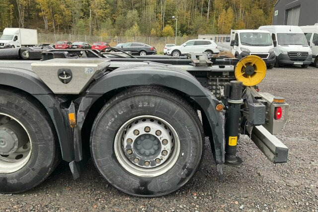 Mercedes-Benz Arocs 3253 8x4 Abrollkipper Kran Palfinger 37002 - Camião polibenne, Camião grua: foto 5 Mercedes-Benz Arocs 3253 8x4 Abrollkipper Kran Palfinger 37002 - Camião polibenne, Camião grua: foto 5