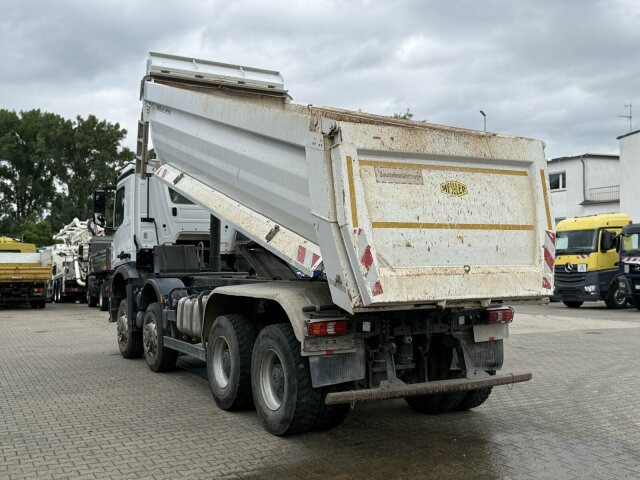 Mercedes-Benz Arocs 4145 8x8 Muldenkipper MEILLER - Camião basculante: foto 3 Mercedes-Benz Arocs 4145 8x8 Muldenkipper MEILLER - Camião basculante: foto 3