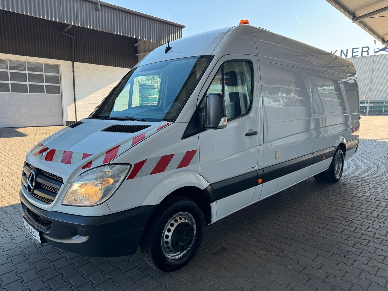 Mercedes-Benz Sprinter MB TV-Fzg mit Rausch Inspektion Einheit - Caminhão limpa fossa: foto 1 Mercedes-Benz Sprinter MB TV-Fzg mit Rausch Inspektion Einheit - Caminhão limpa fossa: foto 1
