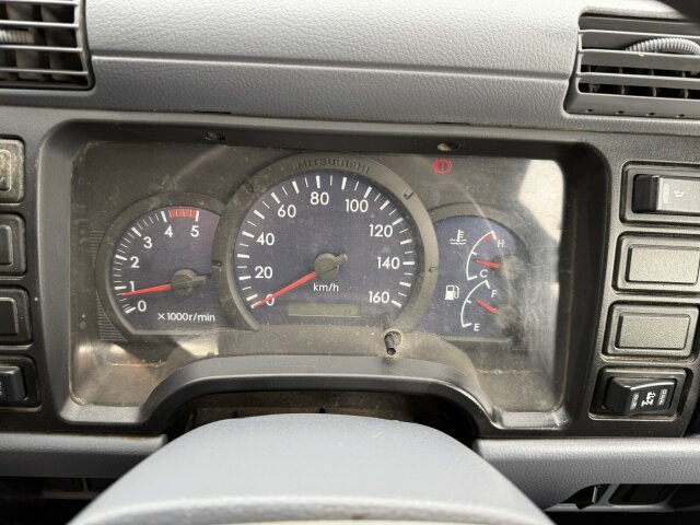 Mitsubishi Canter FUSO Kehrmaschine BROCK SL140 4 m³ - Varredora urbana: foto 2 Mitsubishi Canter FUSO Kehrmaschine BROCK SL140 4 m³ - Varredora urbana: foto 2