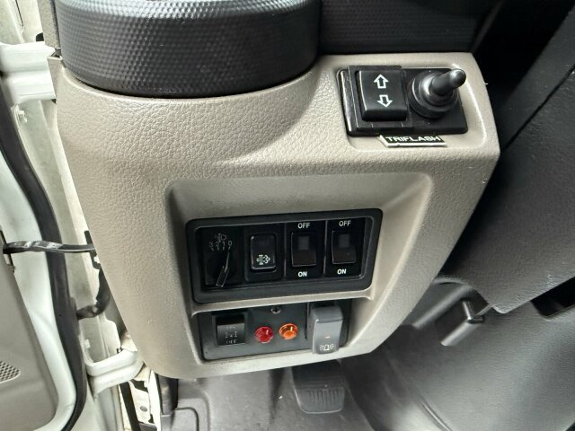 Nissan Cabstar 4x2 Ruthmann Steiger TB 270 - Caminhão com plataforma aérea: foto 4 Nissan Cabstar 4x2 Ruthmann Steiger TB 270 - Caminhão com plataforma aérea: foto 4