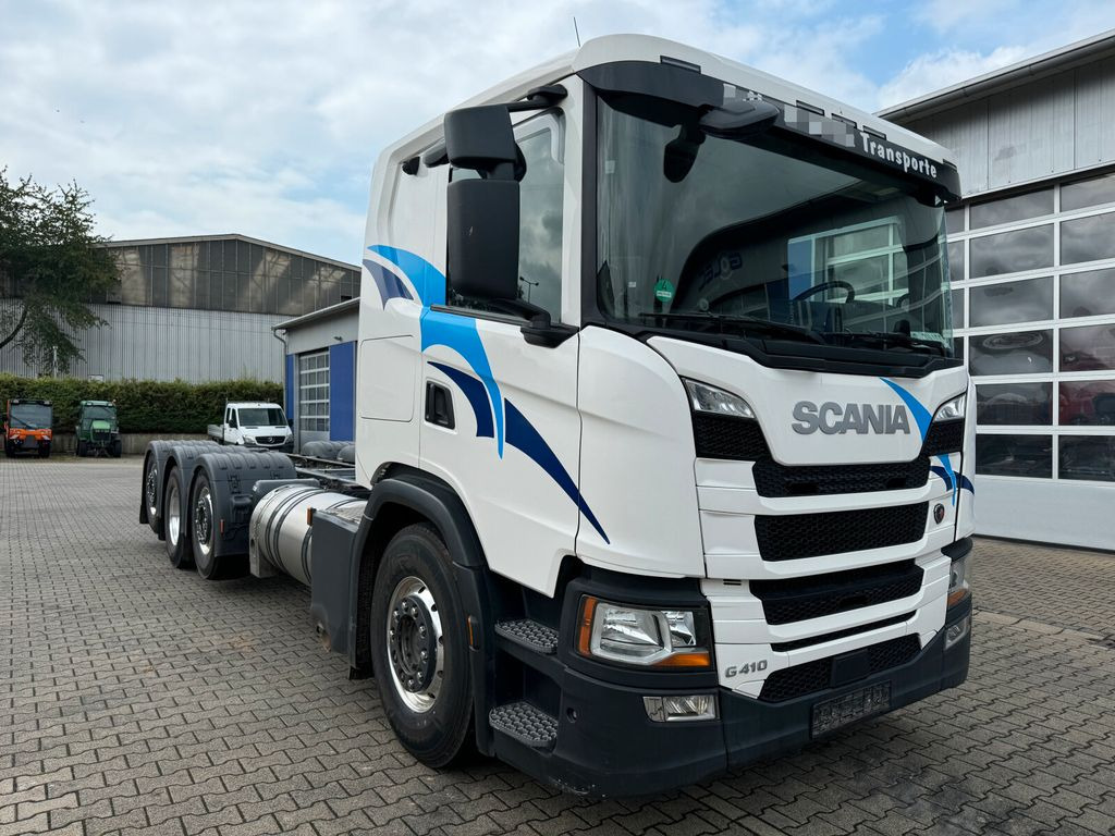Scania G 410 B8x2*6 NB LNG Fahrgestell Nebenantrieb - Camião chassi, Camião grua: foto 1 Scania G 410 B8x2*6 NB LNG Fahrgestell Nebenantrieb - Camião chassi, Camião grua: foto 1