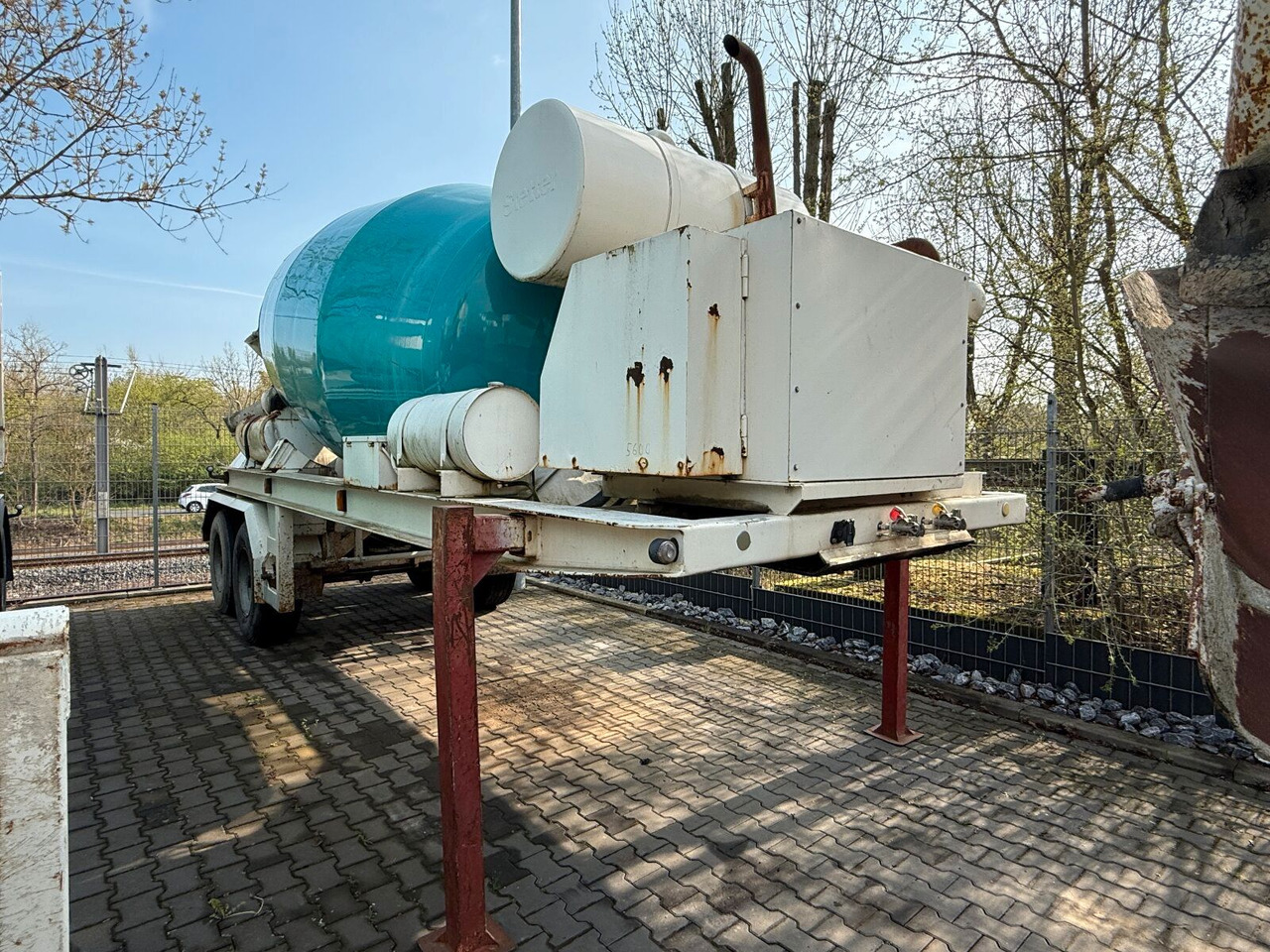 Betonmischer-Auflieger Stetter 10 m³ mit Motor - Semi-reboque: foto 1 Betonmischer-Auflieger Stetter 10 m³ mit Motor - Semi-reboque: foto 1