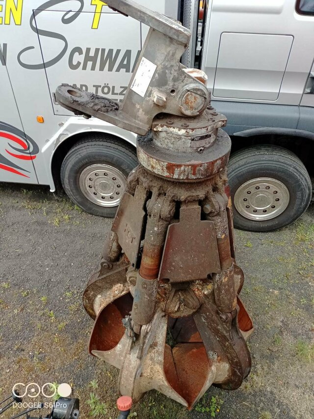 Sennebogen 818-E Umschlagbagger - 83 Ton - mit Greifer - Escavadeira de rodas: foto 5 Sennebogen 818-E Umschlagbagger - 83 Ton - mit Greifer - Escavadeira de rodas: foto 5