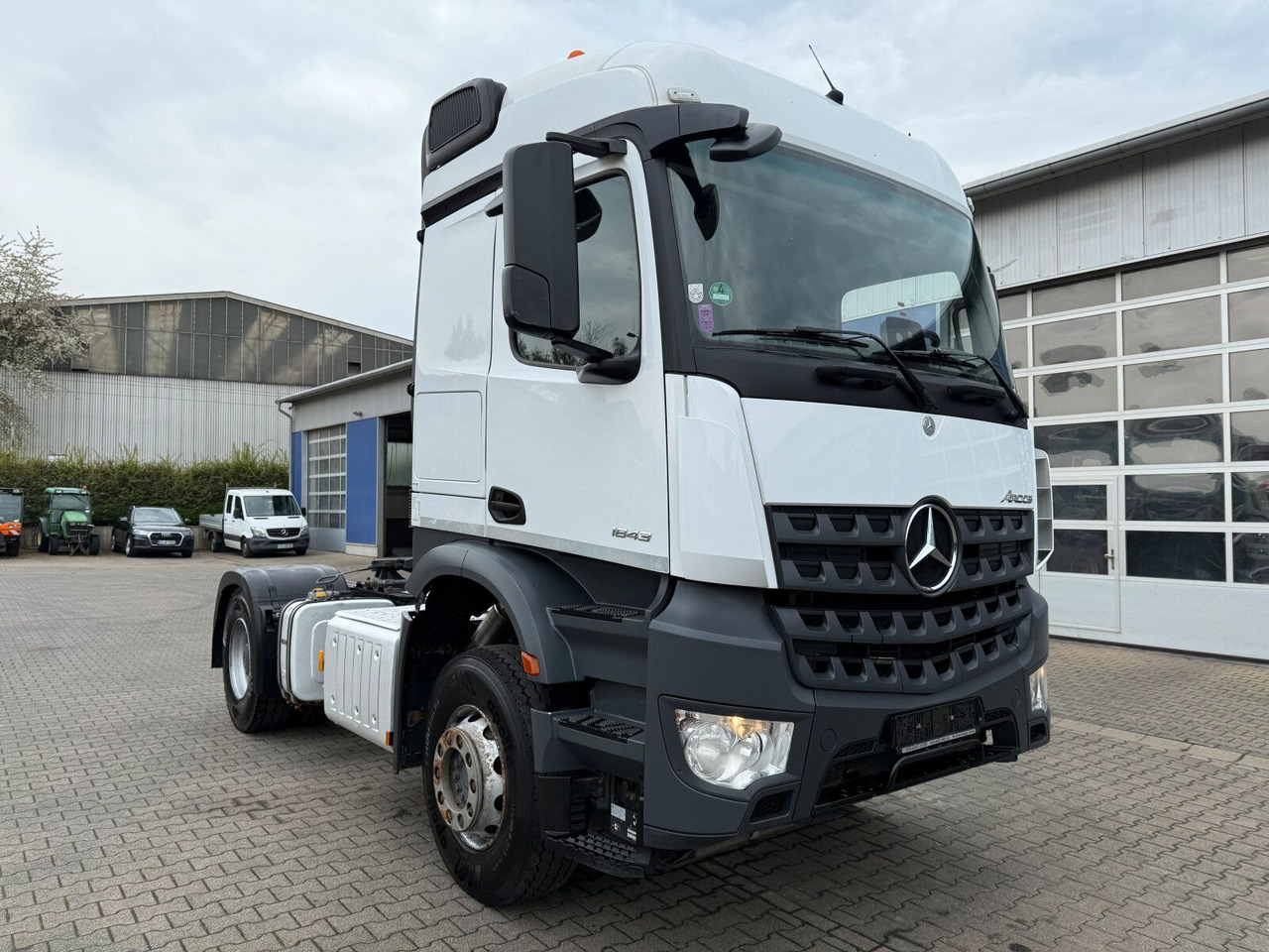 Tractor Mercedes-Benz Actros 1843 Sattelzugmaschine 4x2 Kipph.: foto 1