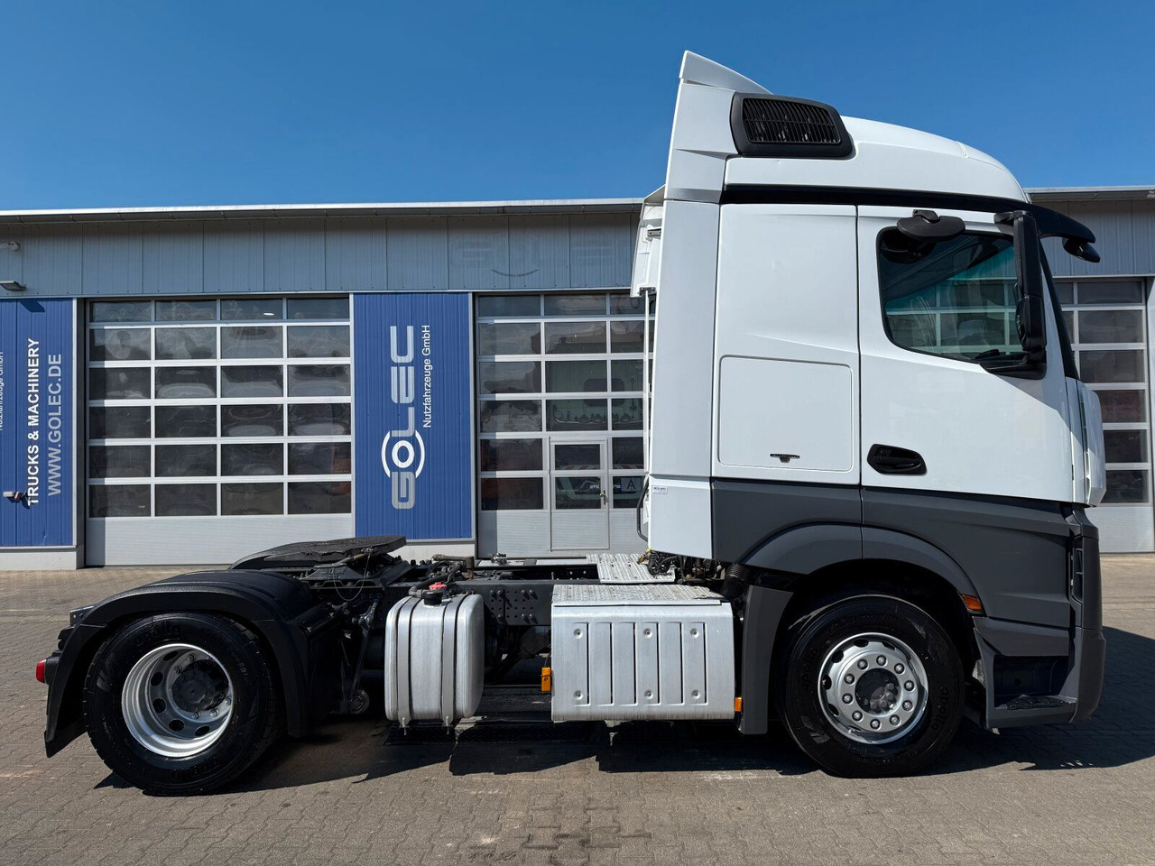 Mercedes-Benz Actros 1845 LS SZM 4x2 Kipphydraulik Retarder - Tractor: foto 2 Mercedes-Benz Actros 1845 LS SZM 4x2 Kipphydraulik Retarder - Tractor: foto 2