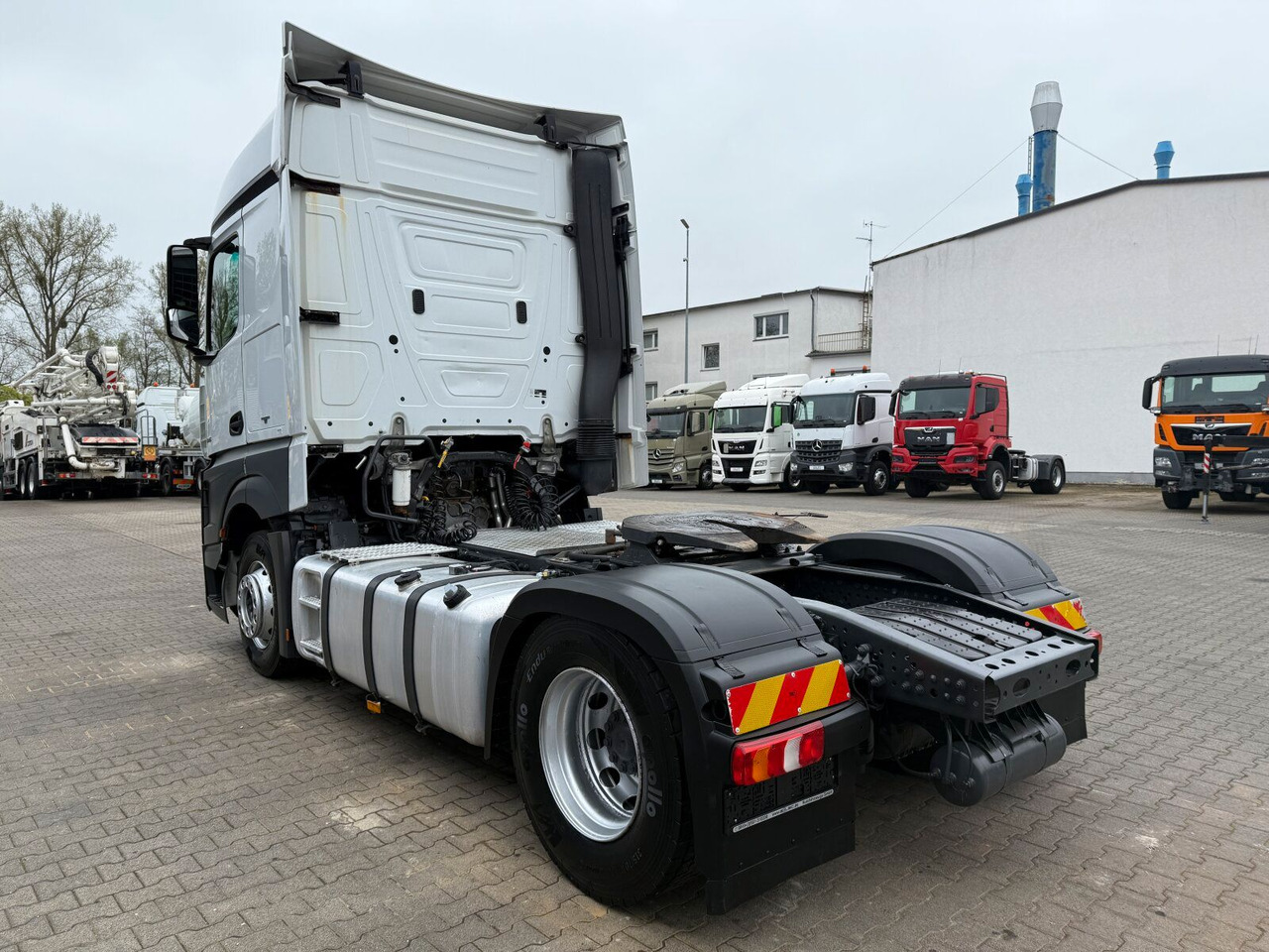 Mercedes-Benz Actros 1845 SZM 4x2 Retarder Kipphydraulik - Tractor: foto 5 Mercedes-Benz Actros 1845 SZM 4x2 Retarder Kipphydraulik - Tractor: foto 5