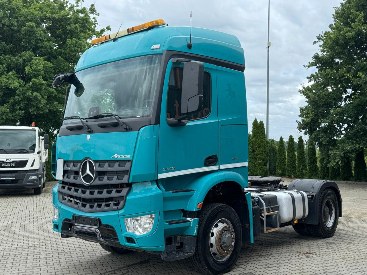 Mercedes-Benz Arocs 2142 4x4H SZM Euro 6 Kipphydraulik - Tractor: foto 2 Mercedes-Benz Arocs 2142 4x4H SZM Euro 6 Kipphydraulik - Tractor: foto 2