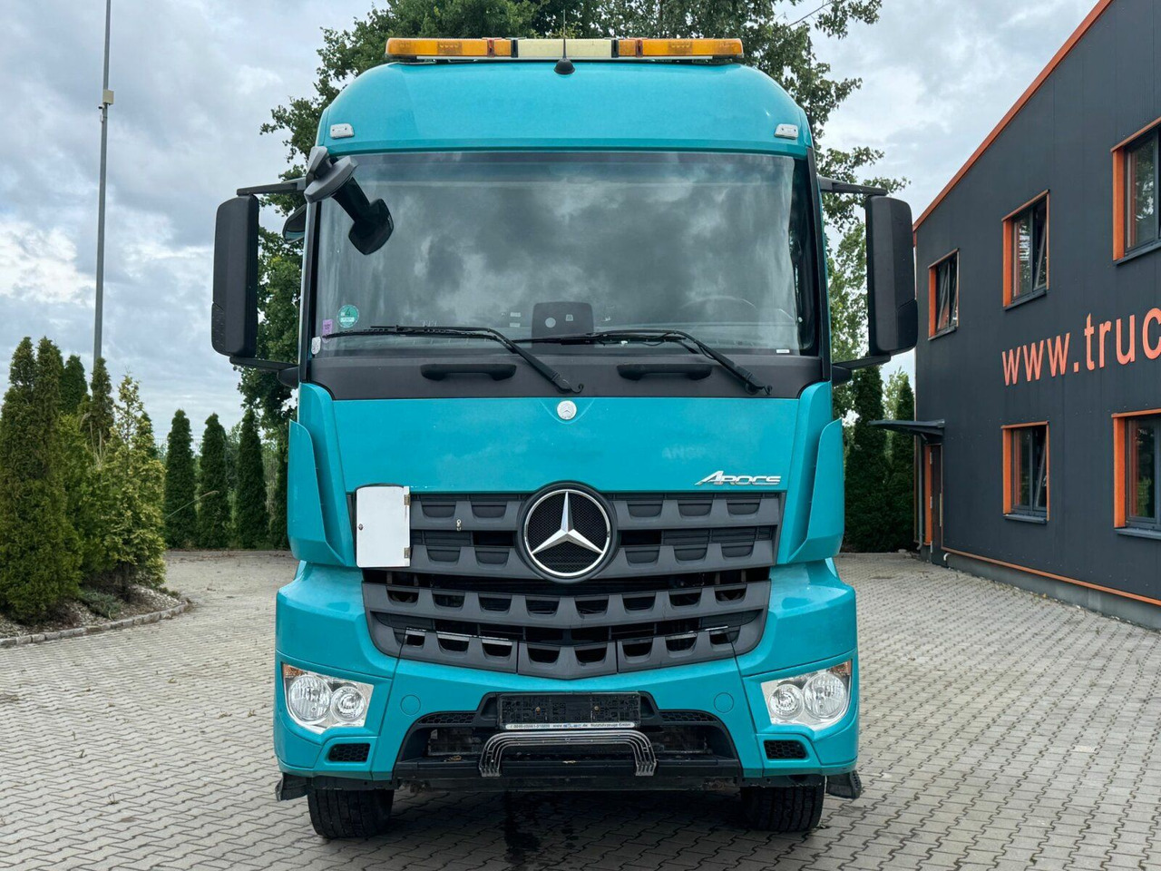 Mercedes-Benz Arocs 2142 4x4H SZM Euro 6 Kipphydraulik - Tractor: foto 3 Mercedes-Benz Arocs 2142 4x4H SZM Euro 6 Kipphydraulik - Tractor: foto 3
