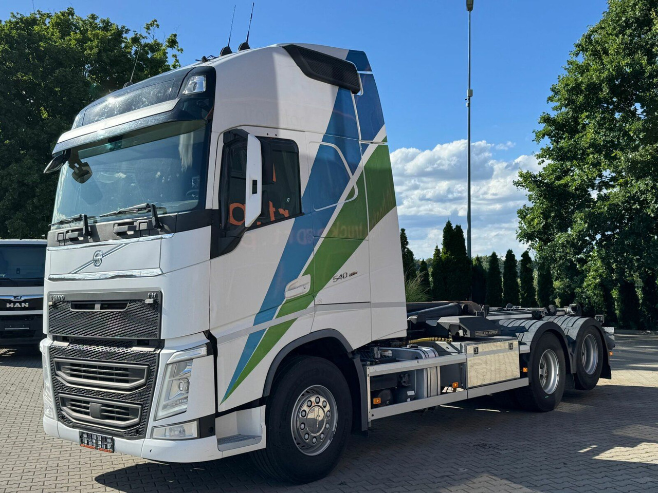 Volvo FH 540 6x2 Abrollkipper MEILLER RK 26.67 - Camião polibenne: foto 2 Volvo FH 540 6x2 Abrollkipper MEILLER RK 26.67 - Camião polibenne: foto 2