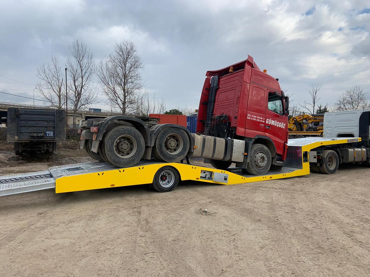 KALEPAR LKW/TRUCK TRANSPORTER - Semi-reboque transporte de veículos: foto 3 KALEPAR LKW/TRUCK TRANSPORTER - Semi-reboque transporte de veículos: foto 3