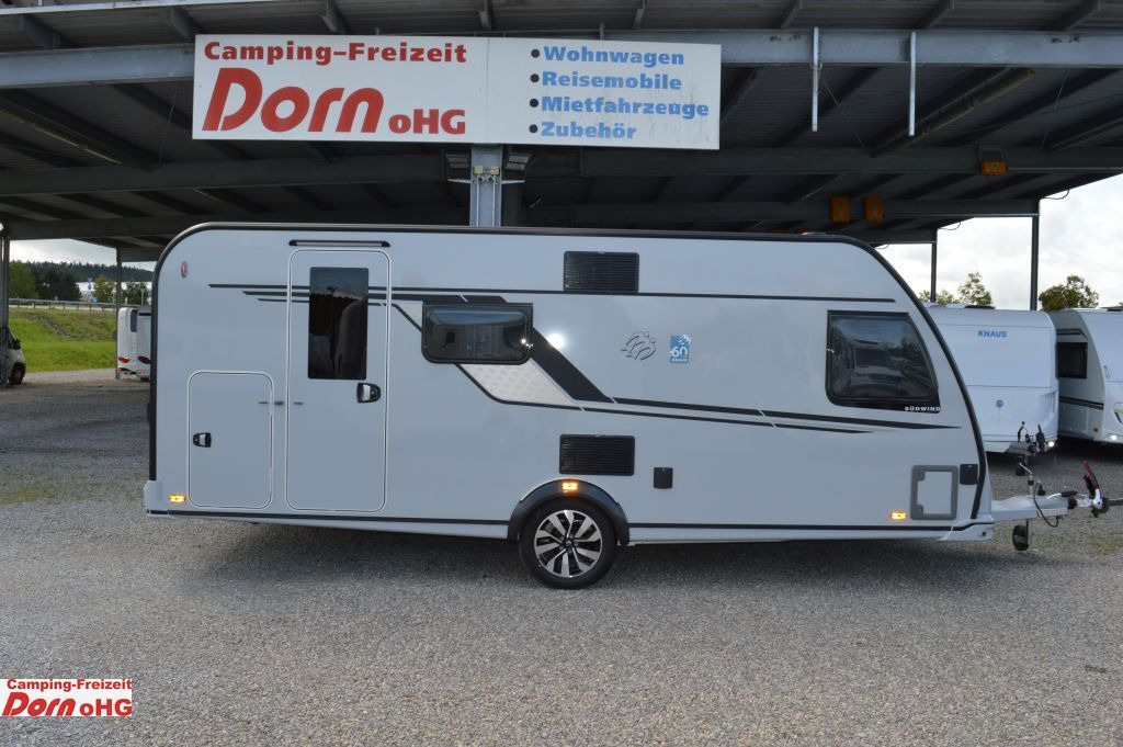 Knaus Südwind 540 FDK 60 Years Ausstellfenster Bug - Caravana: foto 1 Knaus Südwind 540 FDK 60 Years Ausstellfenster Bug - Caravana: foto 1