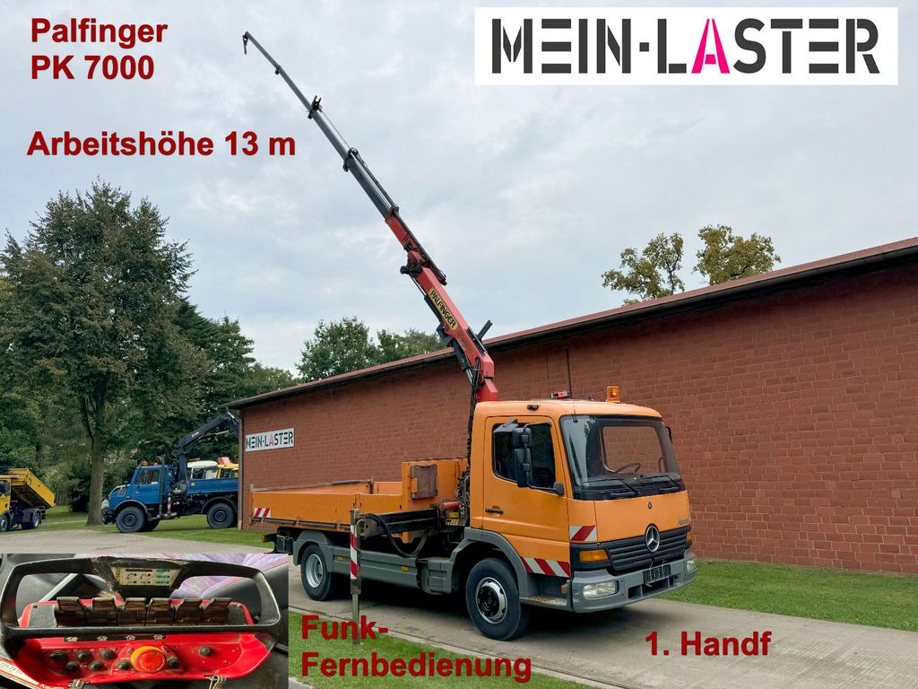 Mercedes-Benz 915 Pritsche Palfinger PK 7000 13 m Funk + AHK - Camião de caixa aberta/ Plataforma, Camião grua: foto 1 Mercedes-Benz 915 Pritsche Palfinger PK 7000 13 m Funk + AHK - Camião de caixa aberta/ Plataforma, Camião grua: foto 1