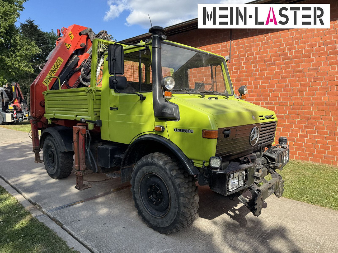 Unimog U 1650 PK 10500 Kran 15 m max. 3,9 t Seilwinde - Camião grua: foto 3 Unimog U 1650 PK 10500 Kran 15 m max. 3,9 t Seilwinde - Camião grua: foto 3