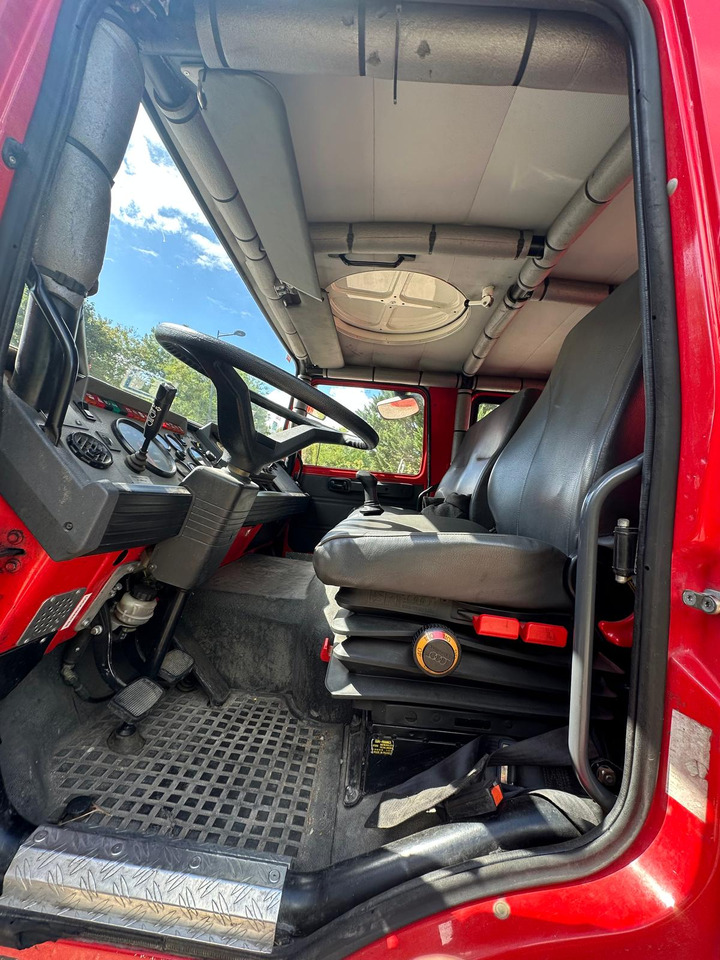 Carro de bombeiro RENAULT M180: foto 11