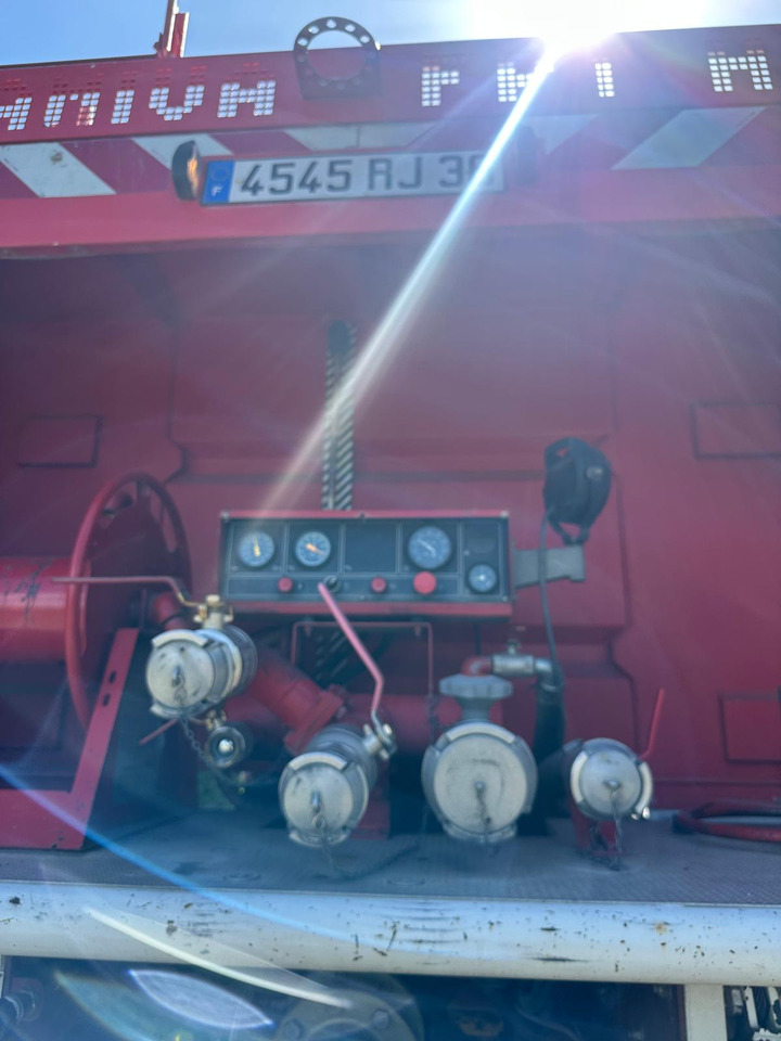 Carro de bombeiro RENAULT M180: foto 19